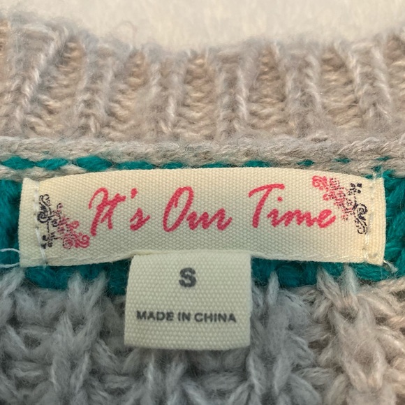 Colorful striped sweater - Picture 3 of 3